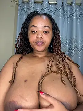 Linahlove online show from June 27, 2026, 9:21 pm