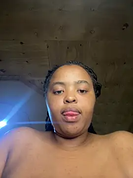 Linahlove online show from March 2, 2025, 7:41 pm