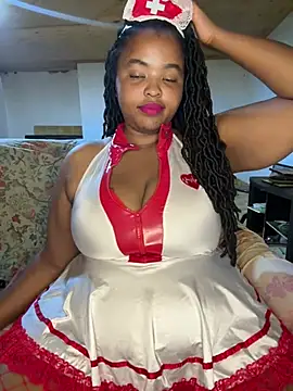 Linahlove online show from February 22, 2025, 7:03 pm