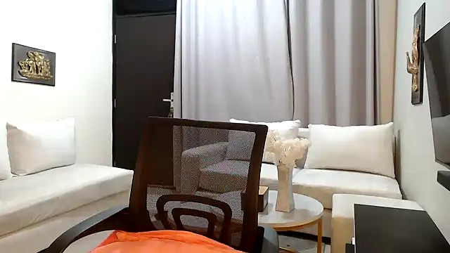 Snapshot of Horny_princes chatting on February 9, 2026, 7:34 pm Horny princes online show from February 9, 2026, 7:34 pm