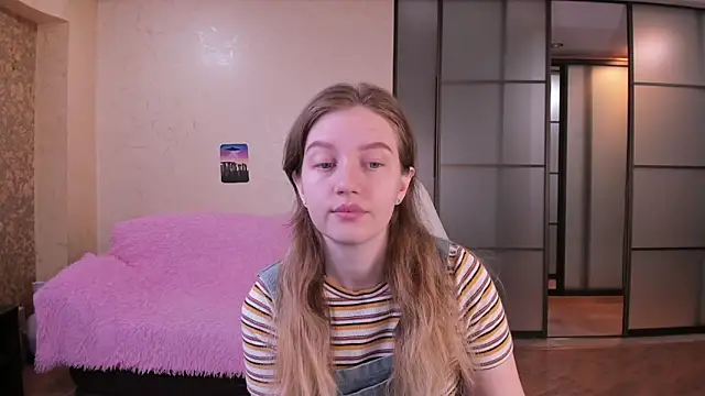 Ksuhesa online show from March 28, 2026, 1:06 am