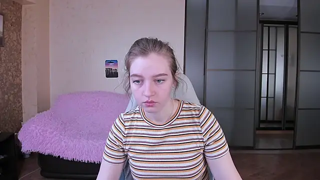 Ksuhesa online show from April 4, 2026, 1:01 am