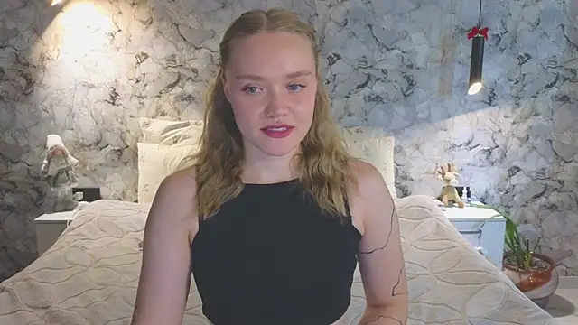 Aurora Golden1 online show from July 6, 2026, 7:48 am
