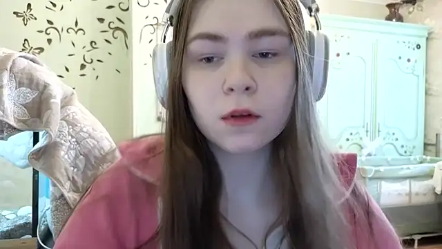 LucyZeph online show from January 14, 2025, 11:31 am