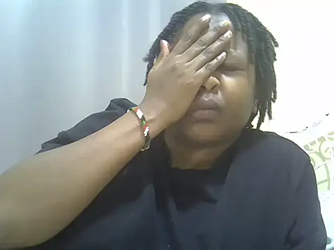 Snapshot of ana_faden chatting on February 18, 2026, 10:17 pm ana faden online show from February 18, 2026, 10:17 pm