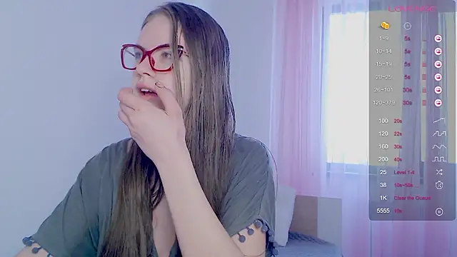 Sarah HS online show from March 15, 2026, 3:57 am