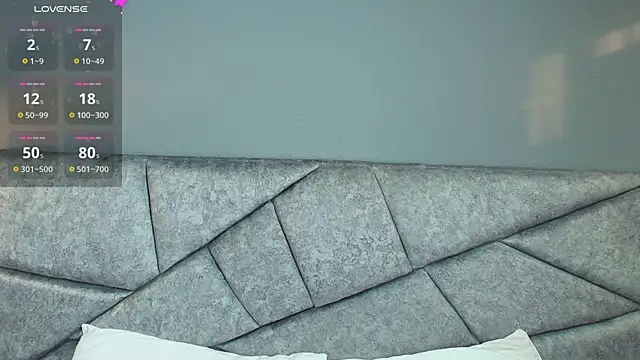 Snapshot of emmars_ chatting on March 1, 2025, 12:01 pm emmars online show from March 1, 2025, 12:01 pm