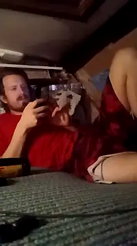 hothippie420 online show from December 13, 2024, 6:10 am