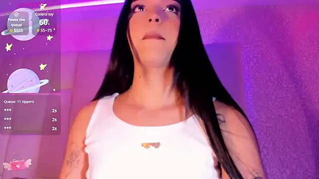 Summer walkerr online show from February 16, 2025, 6:54 pm