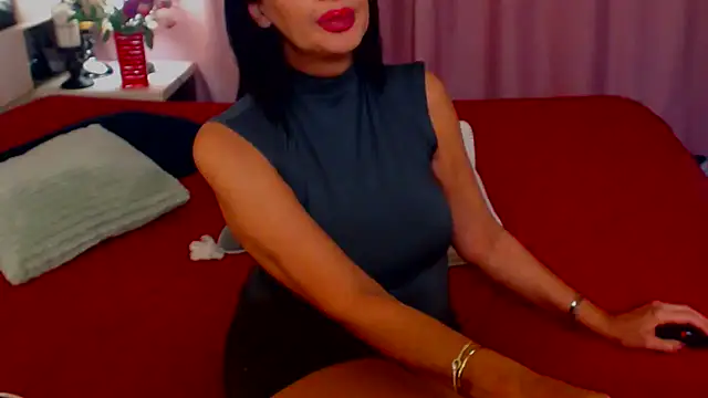 shannon4u online show from March 17, 2025, 11:24 pm