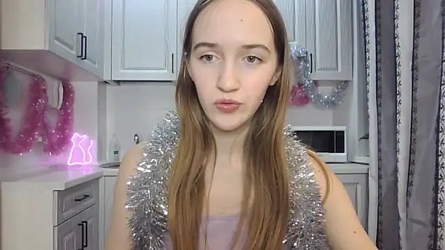 Snapshot of leslie_my_lovee chatting on December 16, 2024, 11:07 pm leslie my lovee online show from December 16, 2024, 11:07 pm