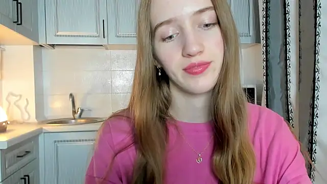 leslie my lovee online show from November 26, 2025, 4:18 pm