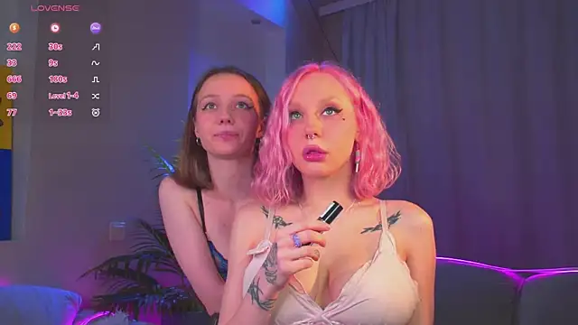 Snapshot of Kinky_Girls chatting on January 28, 2025, 12:00 pm Kinky Girls online show from January 28, 2025, 12:00 pm