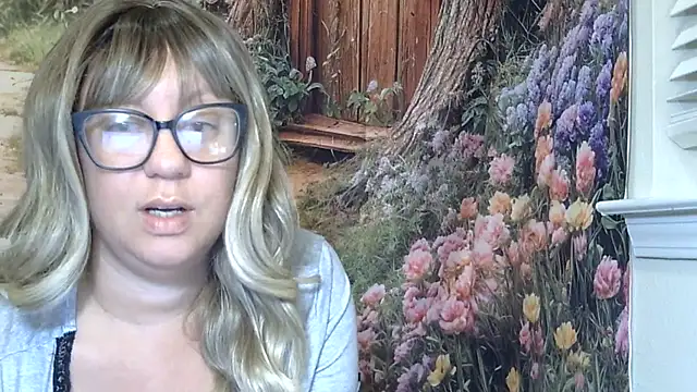 Paisleehaze online show from June 17, 2026, 10:36 am