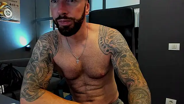 AronGrant online show from July 17, 2026, 8:33 am