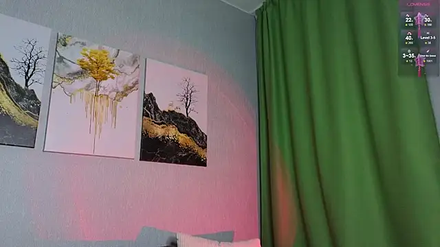 Snapshot of doll_lol_ chatting on February 4, 2025, 6:27 pm doll lol online show from February 4, 2025, 6:27 pm