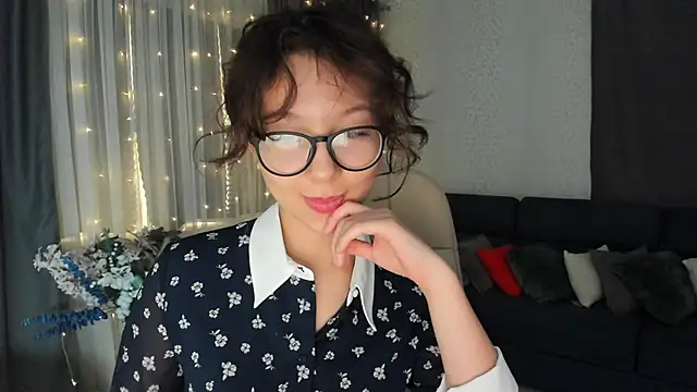 Snapshot of AgnieszkaBanana chatting on March 7, 2025, 7:41 am AgnieszkaBanana online show from March 7, 2025, 7:41 am