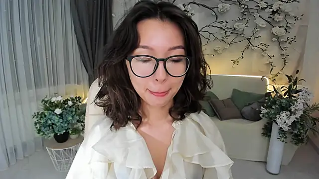 AgnieszkaBanana online show from November 8, 2025, 7:28 pm