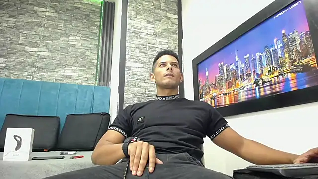 Chris Dick23 online show from March 3, 2026, 5:03 am