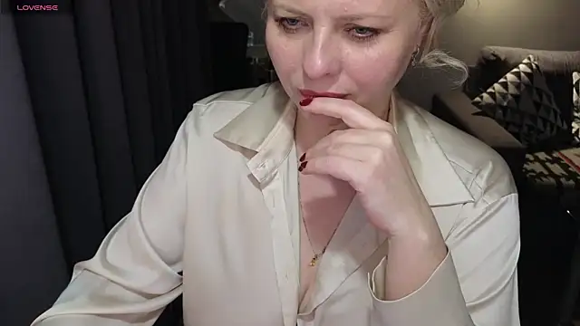 Gray swann online show from February 26, 2025, 11:30 pm