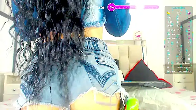 Snapshot of Brenda__01 chatting on December 15, 2025, 10:59 pm Brenda 01 online show from December 15, 2025, 10:59 pm