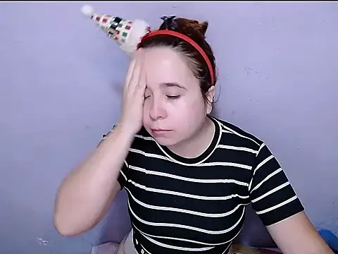 Snapshot of SubLayla01 chatting on March 13, 2026, 5:51 pm SubLayla01 online show from March 13, 2026, 5:51 pm