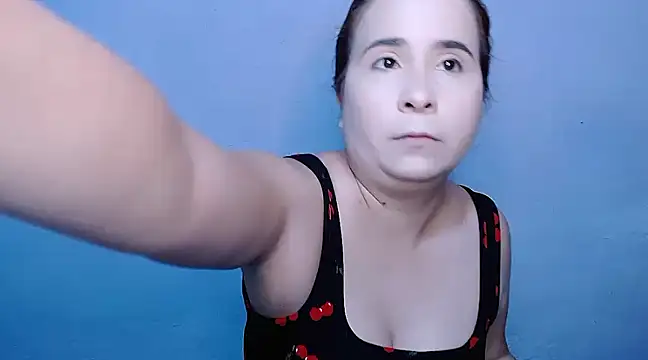 SubLayla01 online show from January 18, 2025, 6:21 pm