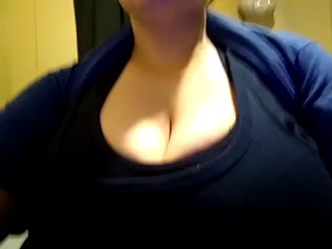 missthickness35 Pika online show from December 1, 2025, 12:11 am