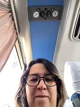 amooraaamoon online show from November 30, 2025, 1:34 pm