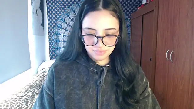 ninfa1 ch online show from February 14, 2025, 3:05 pm