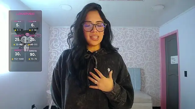 ninfa1 ch online show from February 22, 2025, 2:19 pm