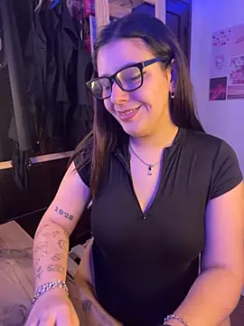 agoosvokk online show from October 1, 2025, 1:22 am