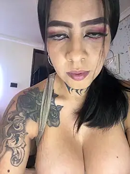 AbbyFtLuna online show from September 23, 2025, 1:12 am