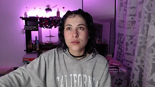 Snapshot of Hellen_dumont chatting on February 8, 2026, 2:31 am Hellen dumont online show from February 8, 2026, 2:31 am