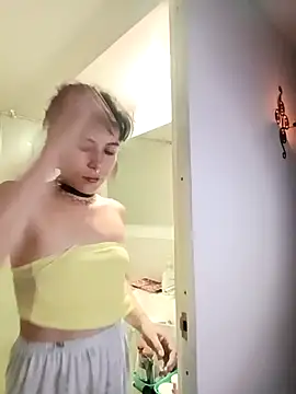 Snapshot of Hellen_dumont chatting on February 6, 2026, 11:23 pm Hellen dumont online show from February 6, 2026, 11:23 pm