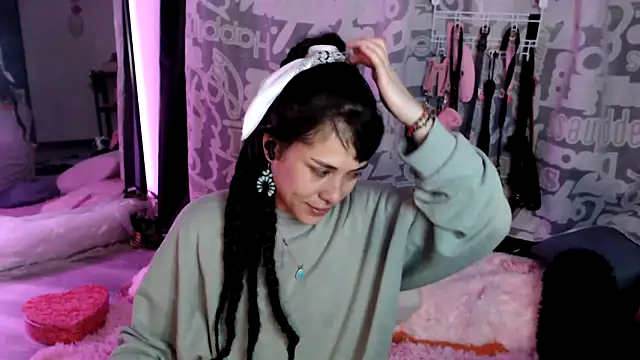 Hellen dumont online show from March 12, 2026, 10:58 pm