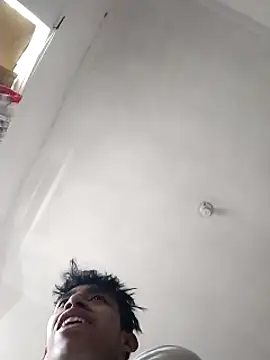 Flaquito pitudo online show from March 17, 2025, 11:02 pm