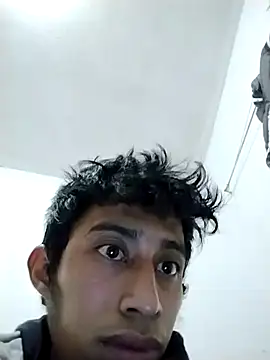 Flaquito pitudo online show from February 22, 2025, 11:57 am