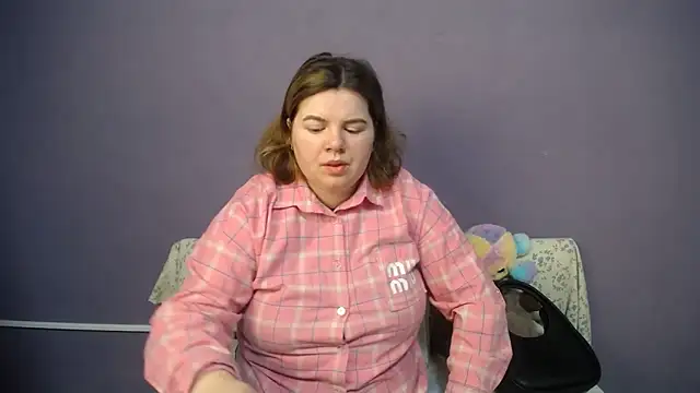 so shy online show from April 18, 2026, 6:27 am