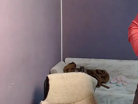 so shy online show from November 6, 2025, 8:18 am