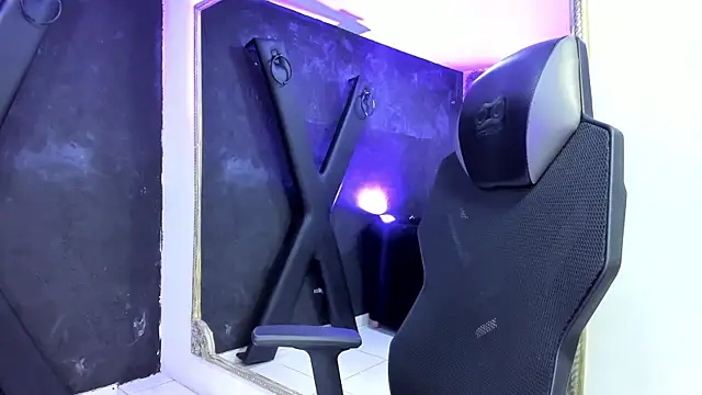 Snapshot of DarlingBDSM_ chatting on February 7, 2026, 2:14 pm DarlingBDSM online show from February 7, 2026, 2:14 pm