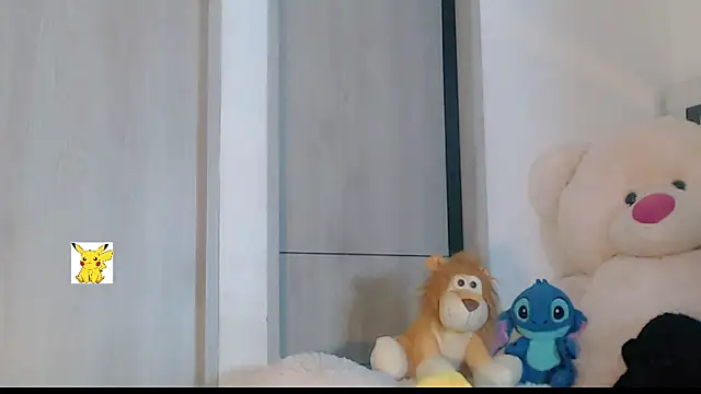 Snapshot of honey_skin chatting on February 24, 2025, 1:13 am honey skin online show from February 24, 2025, 1:13 am