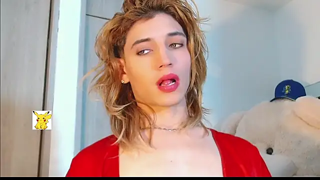 Snapshot of honey_skin chatting on February 25, 2025, 5:19 pm honey skin online show from February 25, 2025, 5:19 pm