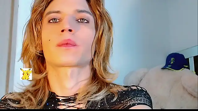 Snapshot of honey_skin chatting on March 3, 2025, 12:28 pm honey skin online show from March 3, 2025, 12:28 pm