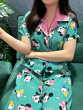 Snapshot of Suri_amabel chatting on September 26, 2025, 3:08 pm Suri amabel online show from September 26, 2025, 3:08 pm