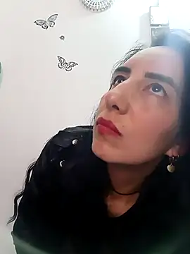 Snapshot of christine-x chatting on September 11, 2025, 10:21 pm christine-x online show from September 11, 2025, 10:21 pm