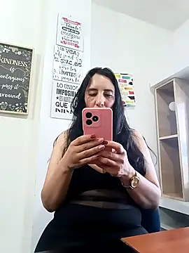 Snapshot of christine-x chatting on March 15, 2025, 9:49 pm christine-x online show from March 15, 2025, 9:49 pm