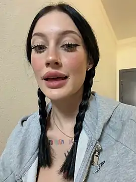 Melissa crazy online show from June 4, 2026, 4:22 pm