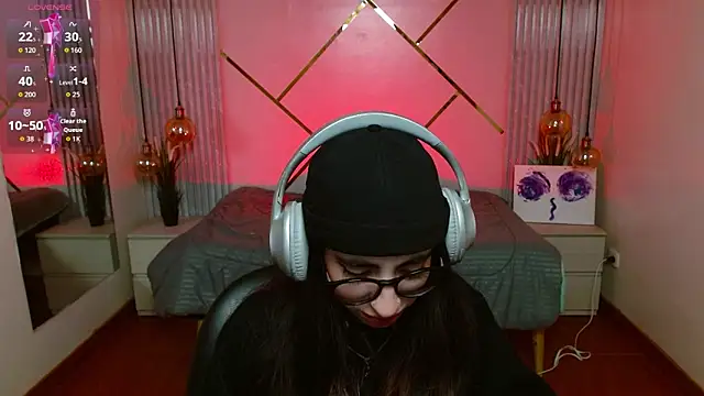 Snapshot of LenaRoses chatting on March 19, 2026, 9:04 pm LenaRoses online show from March 19, 2026, 9:04 pm