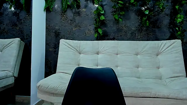 alice greco online show from December 19, 2025, 6:21 pm